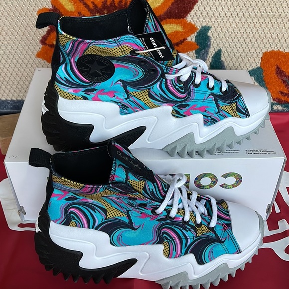 Converse A00660C
RUN STAR MOTION HI
BLACK/ASH STONE/WHITE
Chuck Taylor All Str M - Picture 4 of 16